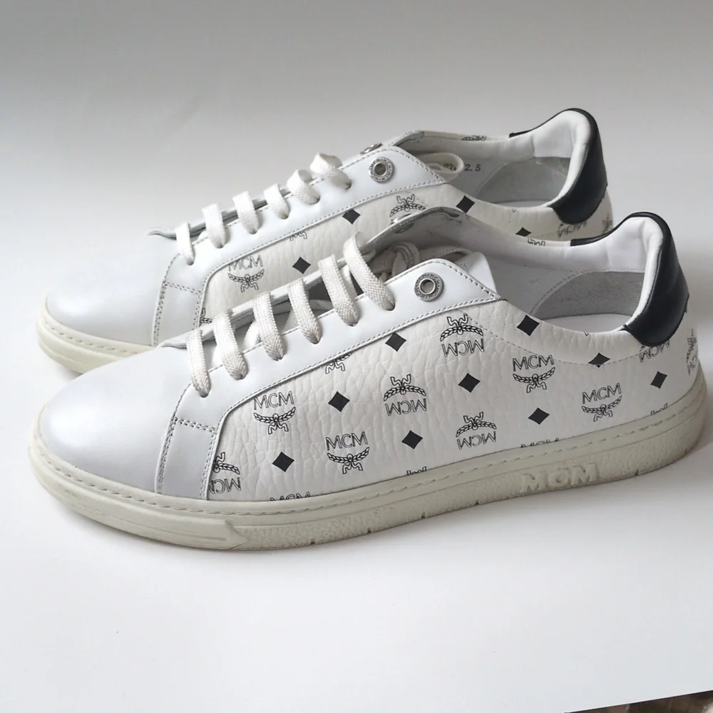 MCM Terrain Monogram Derby White Black Lace Up Leather Sneaker EU 42/US 9 In Box